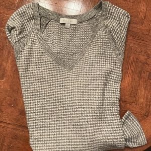 Grey and White Houndstooth V-Neck Sweater, L